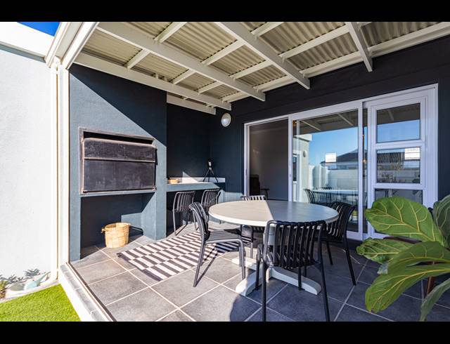 3 BEDROOM FREESTANDING FOR SALE IN SUNNINGDALE